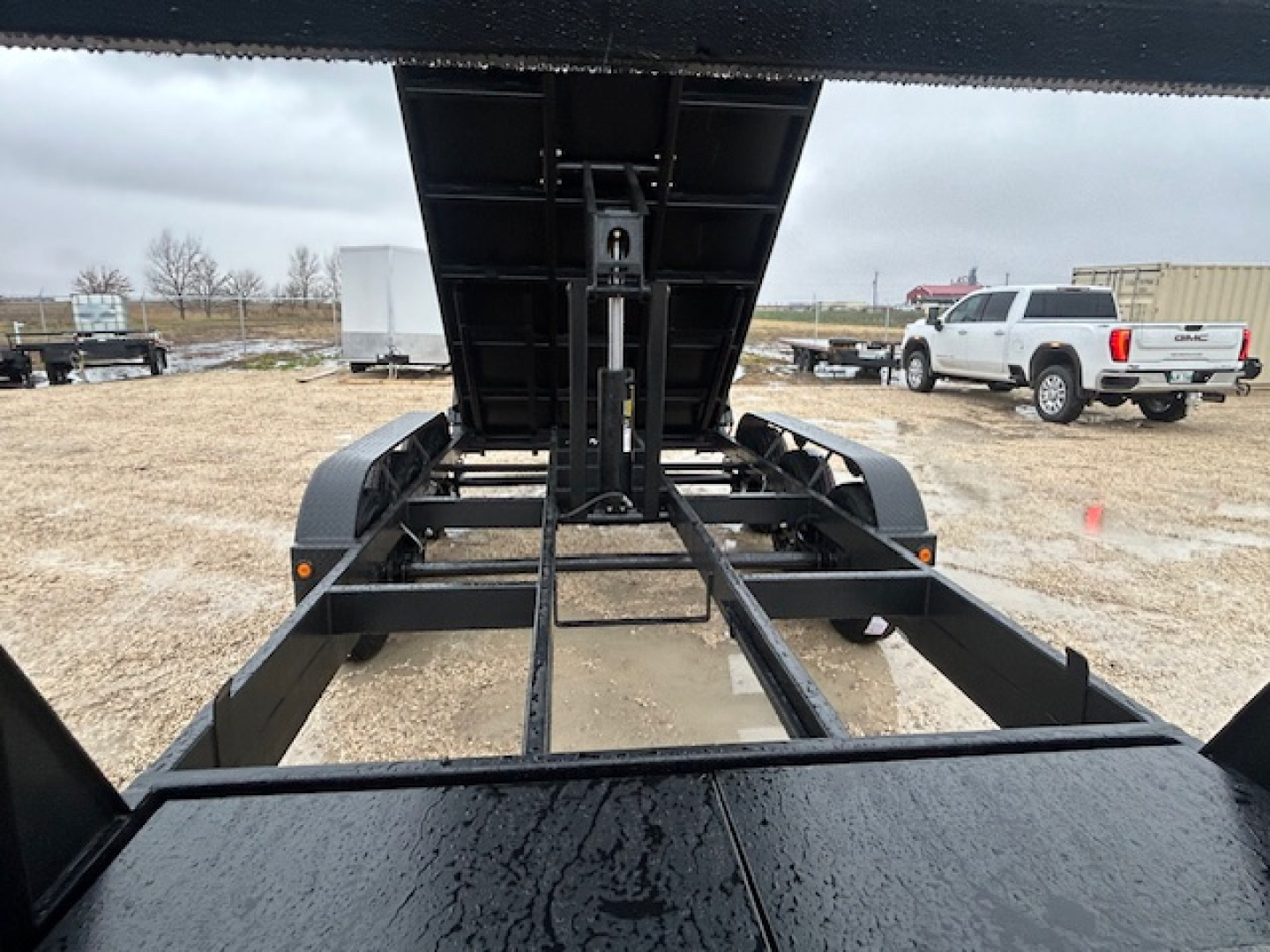 New 2027 Canada Trailers 16ft triple axle Dump Trailer