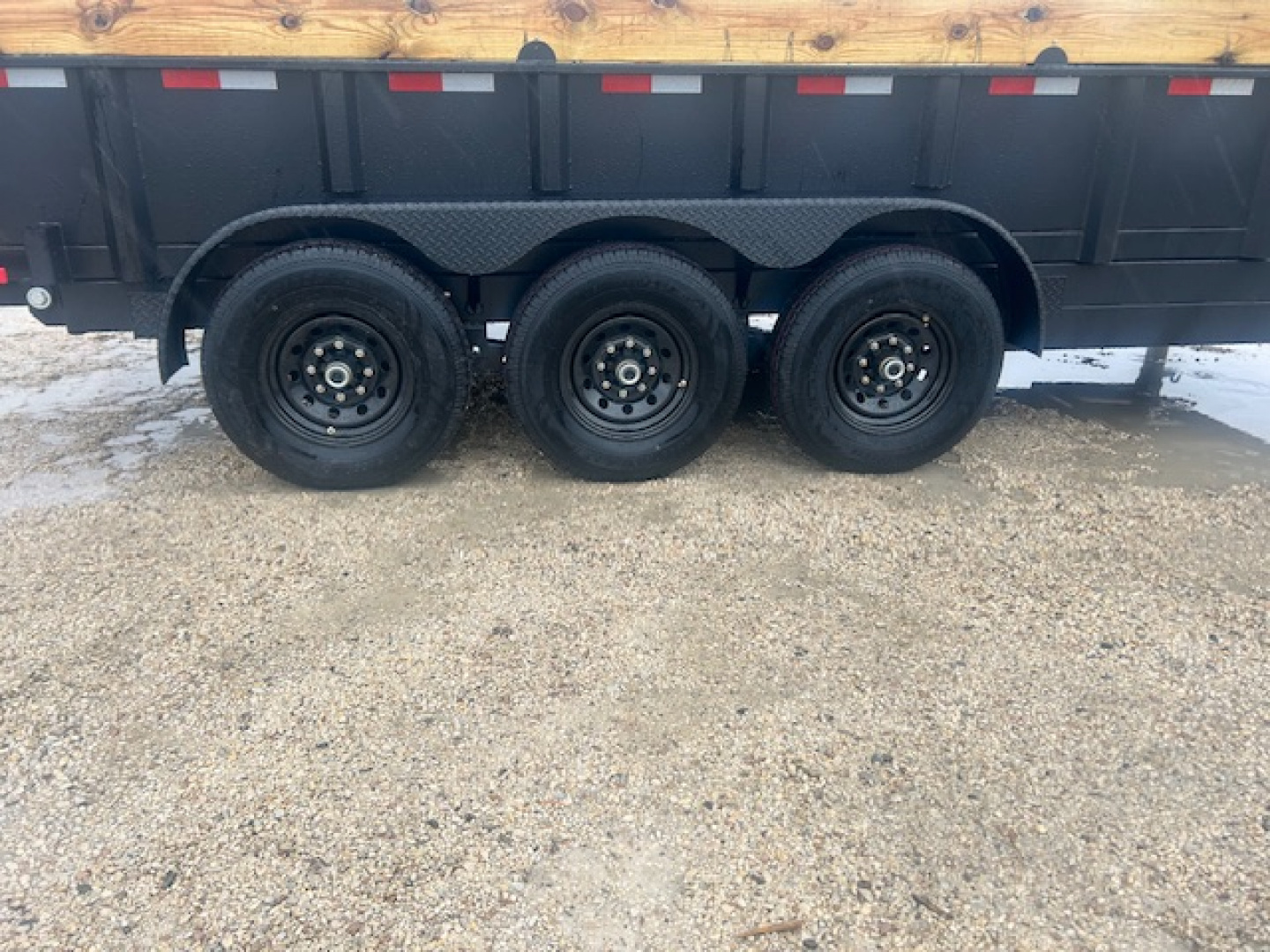 New 2027 Canada Trailers 16ft triple axle Dump Trailer