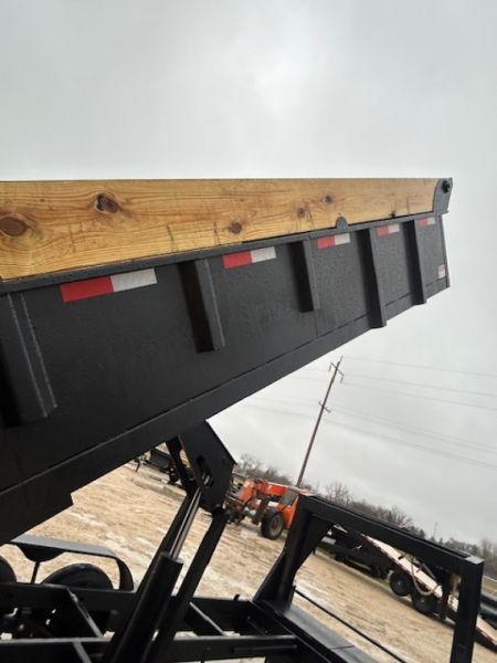 New 2027 Canada Trailers 16ft triple axle Dump Trailer