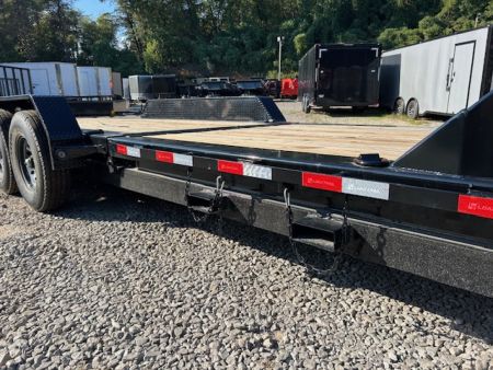 New 2026 Load Trail Loadtrail gooseneck 83x24 tilt n go 21k hydraulic jacks light bar chain and binder holders pallet fork pockets Equipment Trailer