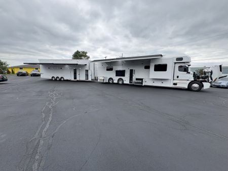 Used 2022 Used United 36' 3-Car Stacker