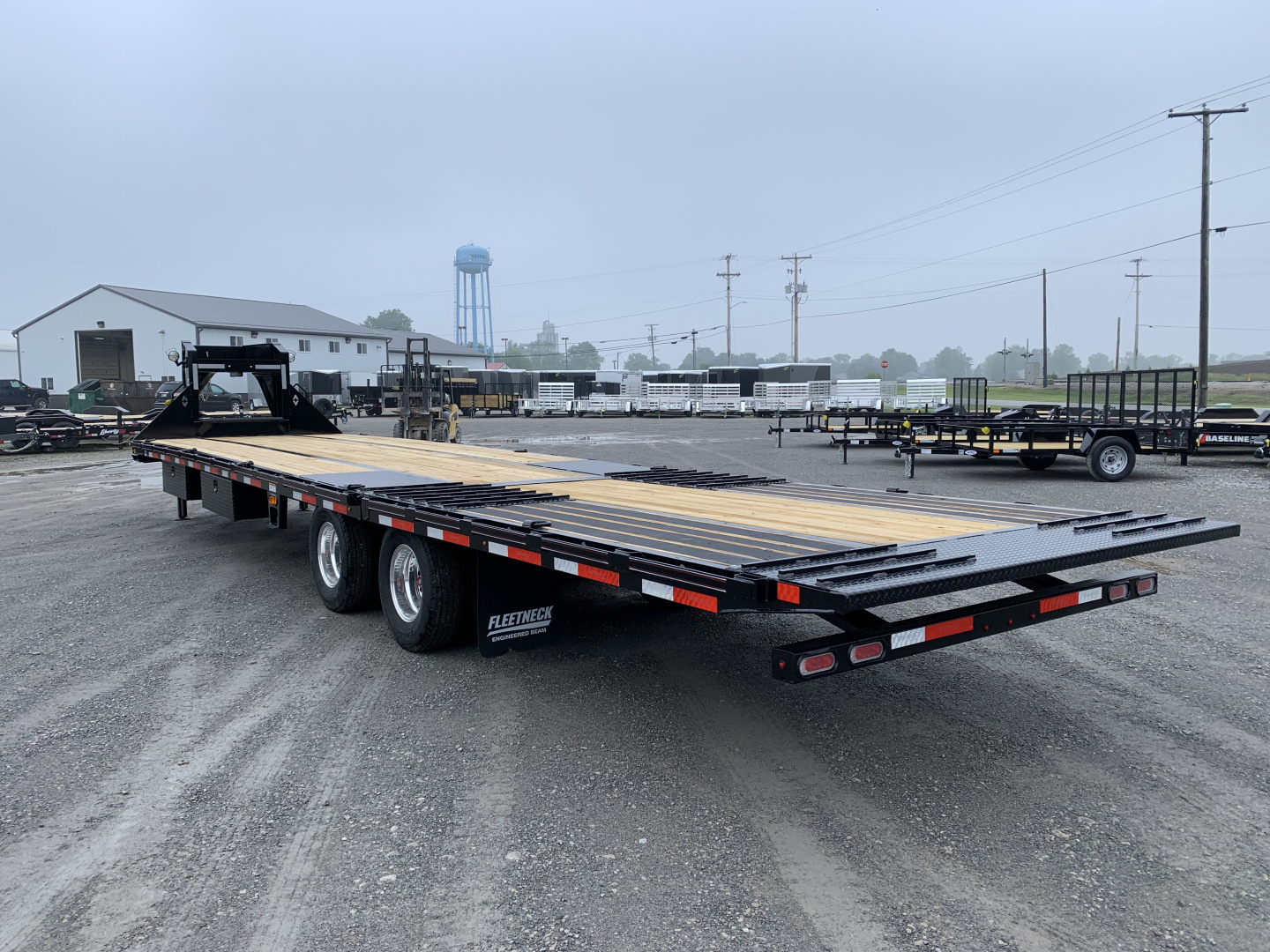 New 2026 Diamond C Trailers FMAX212L32X102HDT (32' X 102") 25.9K (Pacesetter Ed.) Hydraulic Dovetail Flatbed Trailer