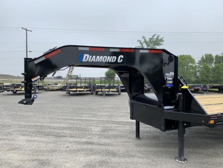 New 2026 Diamond C Trailers FMAX212L32X102HDT (32' X 102") 25.9K (Pacesetter Ed.) Hydraulic Dovetail Flatbed Trailer