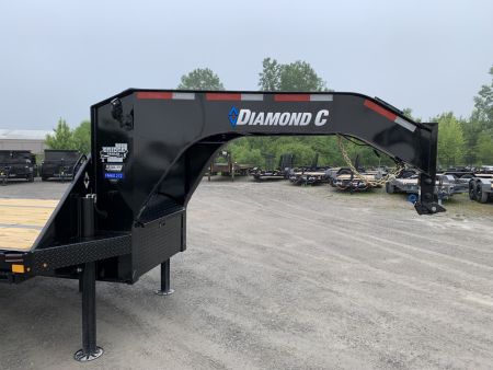 New 2026 Diamond C Trailers FMAX212L32X102HDT (32' X 102") 25.9K (Pacesetter Ed.) Hydraulic Dovetail Flatbed Trailer