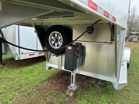 New 2026 Cimarron Trailers Norstar 2 Horse Straightload Gooseneck Horse Trailer