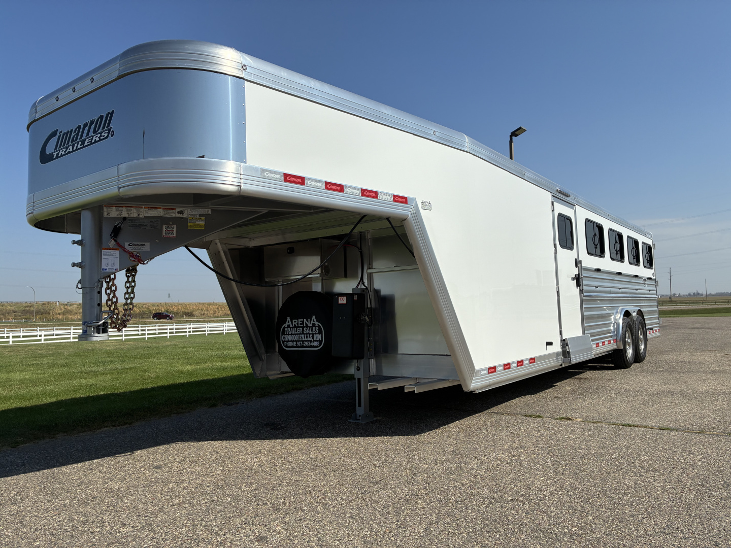 New 2026 Cimarron Trailers 10 Pen Showstar LX Stock / Stock Combo Trailer