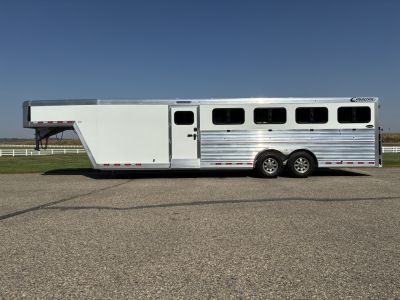 New 2026 Cimarron Trailers 10 Pen Showstar LX Stock / Stock Combo Trailer