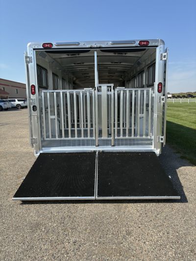 New 2026 Cimarron Trailers 10 Pen Showstar LX Stock / Stock Combo Trailer
