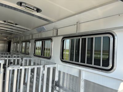 New 2026 Cimarron Trailers 10 Pen Showstar LX Stock / Stock Combo Trailer