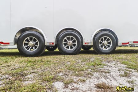New 2025 8.5X32 inTech Stacker