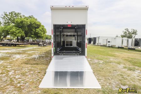 New 2025 8.5X32 inTech Stacker