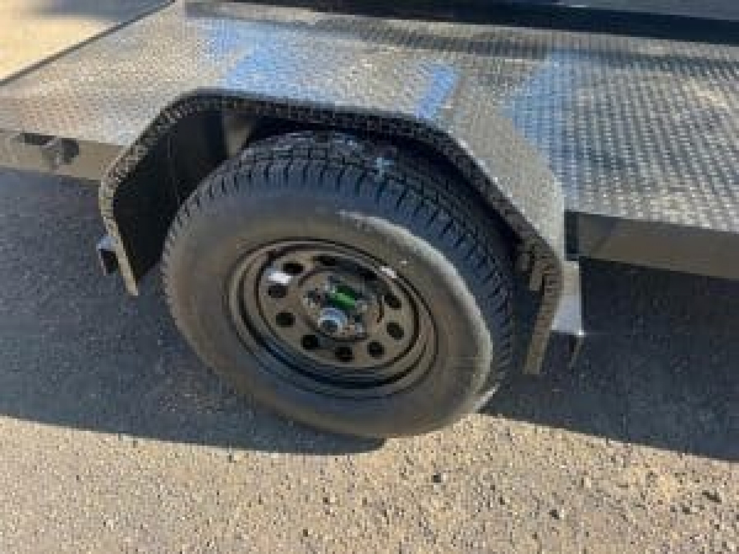 New 2026 Top Hat Trailers 5X10 Welding Machine Utility Flatbed Trailer - 255955