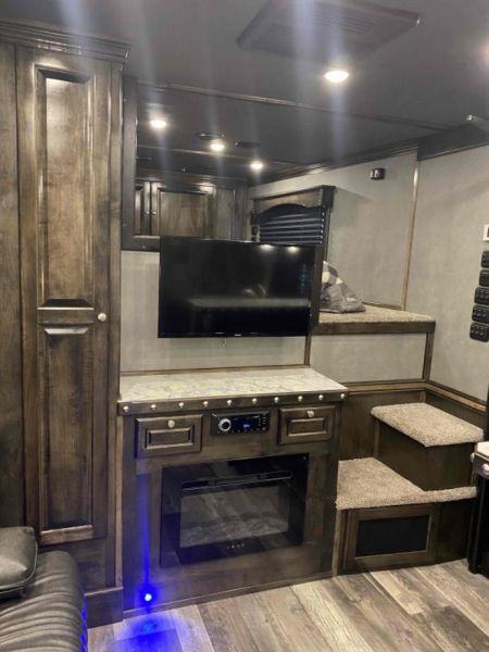 New 2023 Cimarron Freedom Toyhauler 16' Garage 16' Outlaw Living Quarter