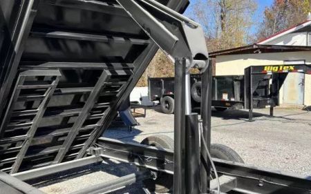 New 2025  Big Tex  20GX 22K GOOSENECK DUMP 83"x16 3' SIDES