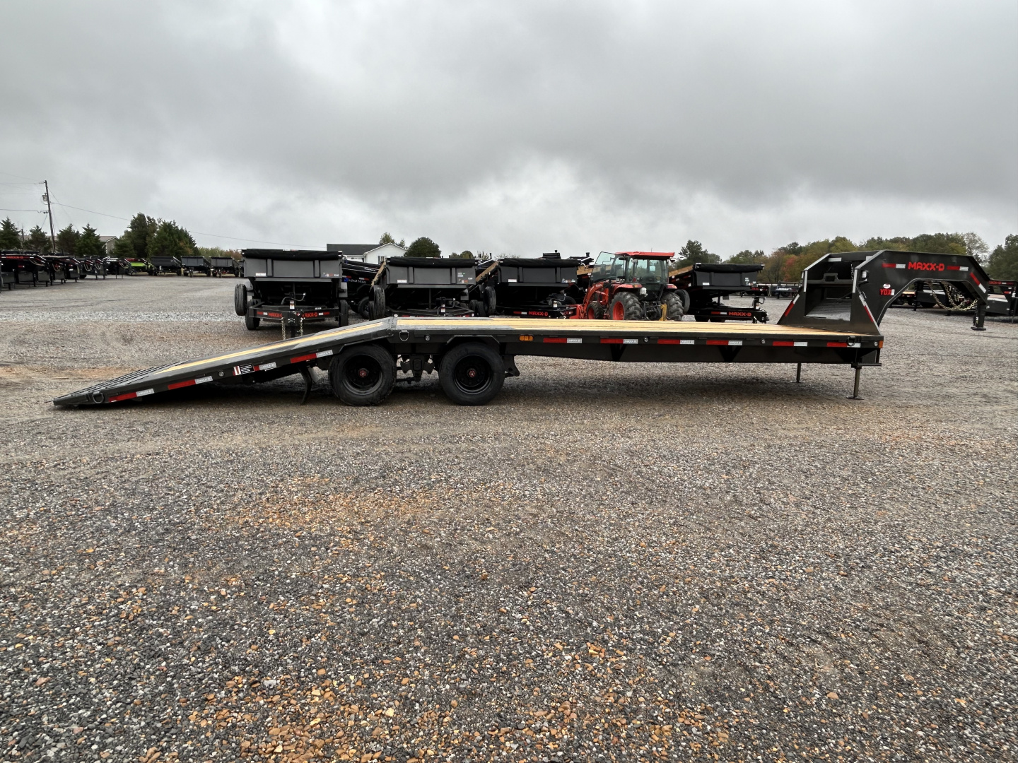 New 2026 MAXXD Gooseneck Trailer | 32' x 102' 30K GVWR