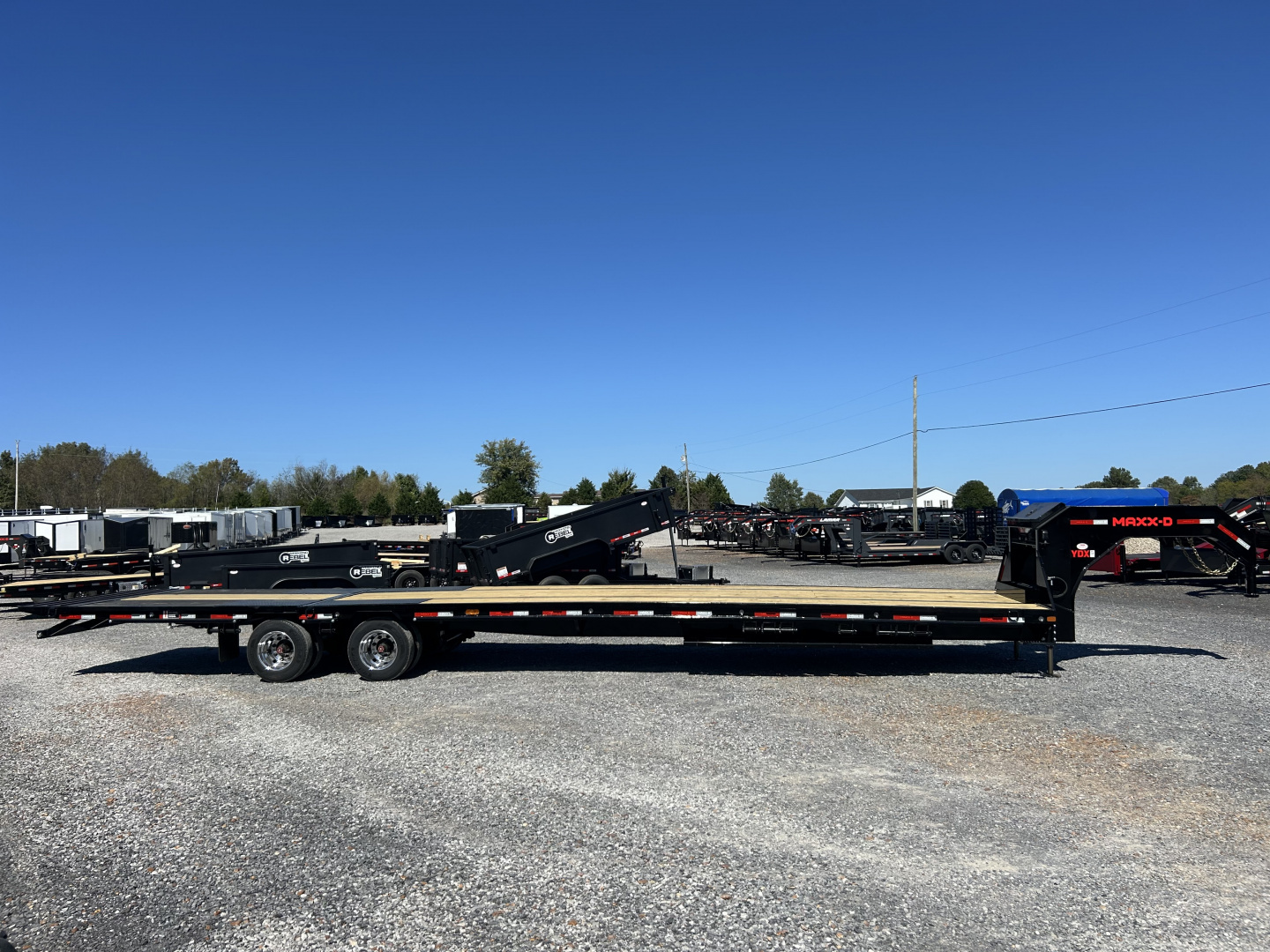 New 2026 MAXXD Gooseneck Trailer | 40' x 102' 30K GVWR