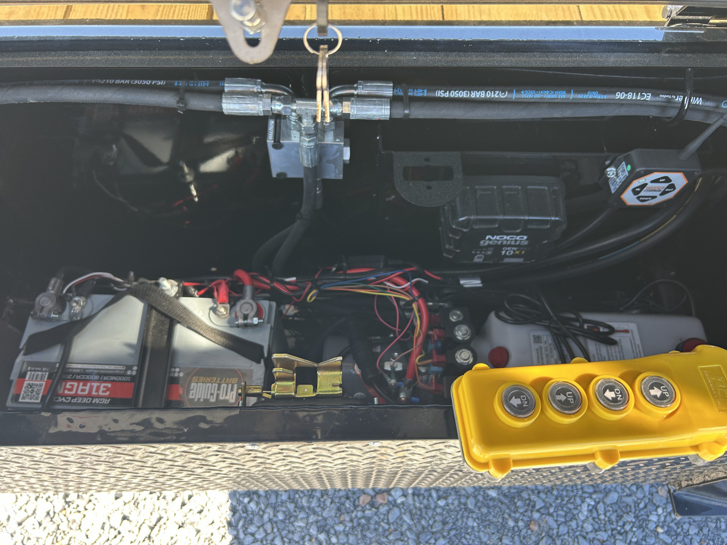 New 2026 MAXXD Gooseneck Trailer | 40' x 102' 30K GVWR