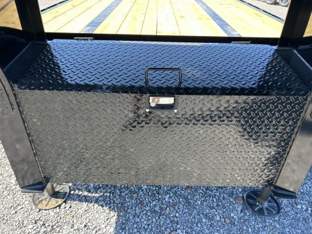 New 2026 MAXXD Gooseneck Trailer | 40' x 102' 30K GVWR