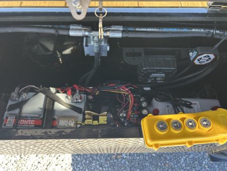 New 2026 MAXXD Gooseneck Trailer | 40' x 102' 30K GVWR