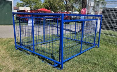 New 2026 Collapsible Round Bale Feeder Farm / Ranch