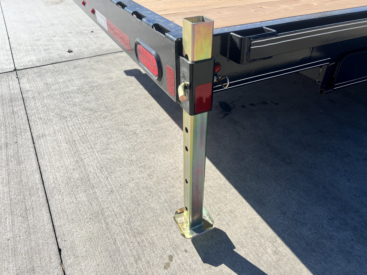 New NEW 2027 Double A 20’ flatbed Equipment Trailer 2-7000 lb axles=14K, Slide In Ramps