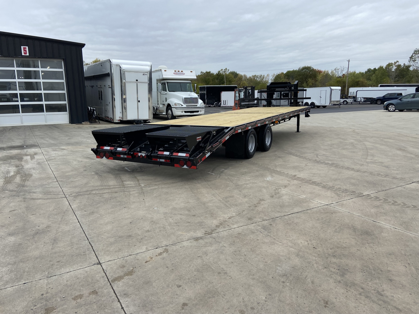 New 2026 Triple R 102X25+5 20K Deckover Trailer