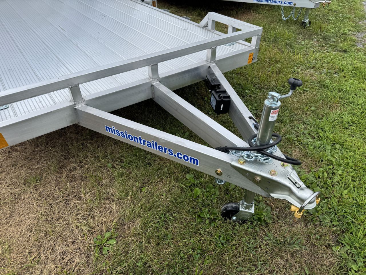 New 2027 Mission MOCH8X20 AL 10K Car Hauler
