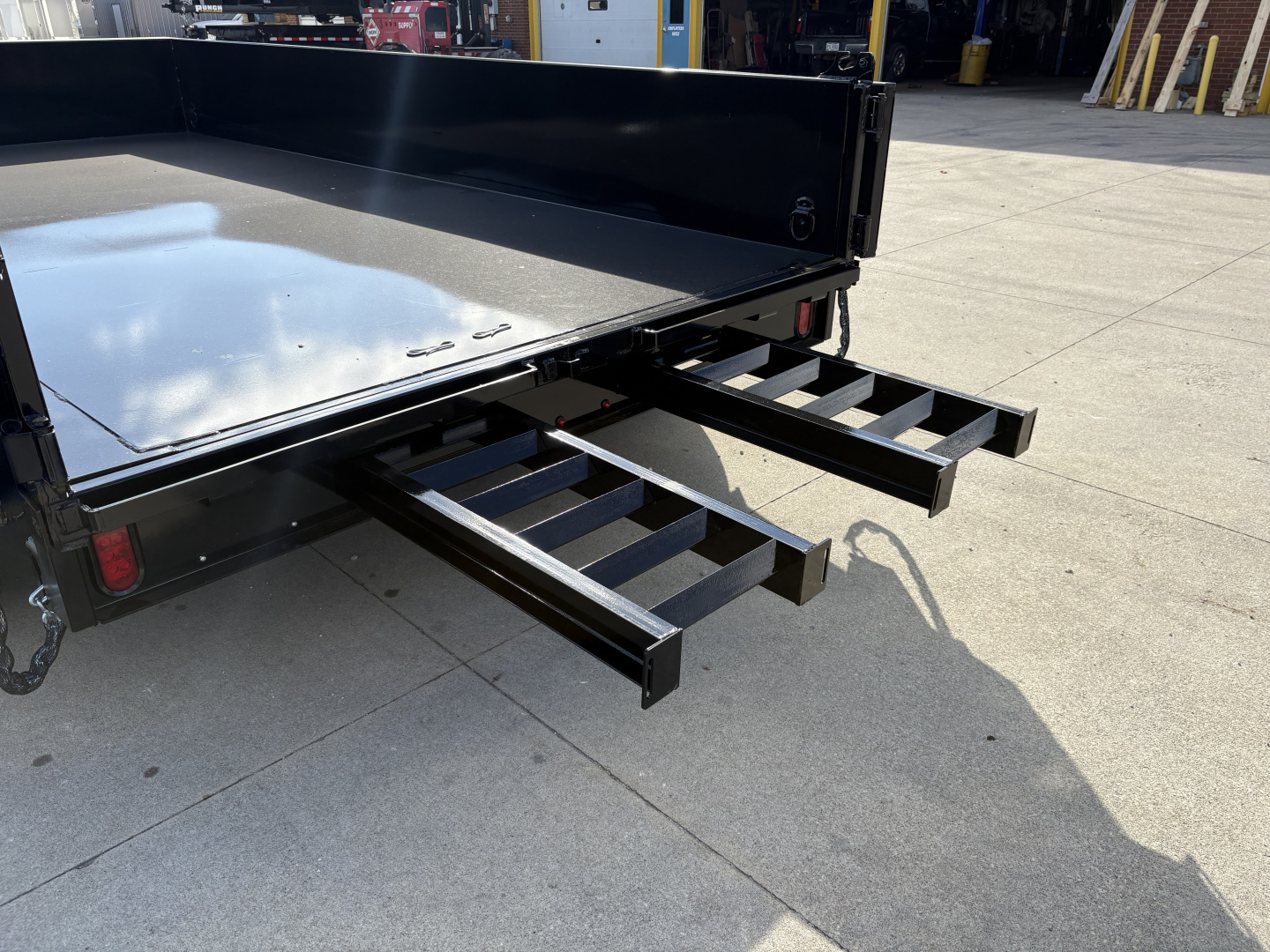 New 2026 Punch 83"X14' SCISSOR 14K DUMP Dump Trailer