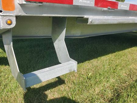 New 2027 CANADIAN MADE K-Trail 20' 7 Ton Deckover Flatbed Trailer