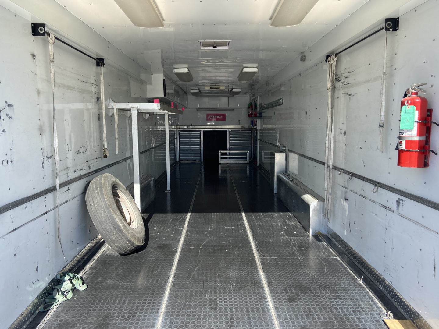 Used 2000 Featherlite Trailer