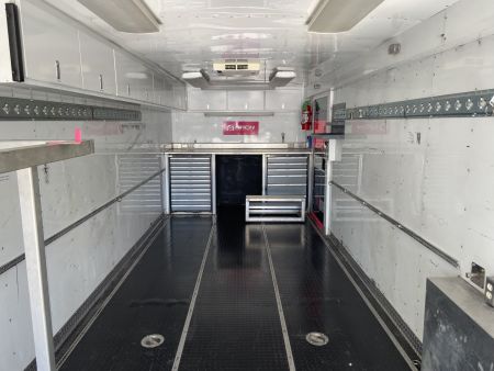 Used 2000 Featherlite Trailer