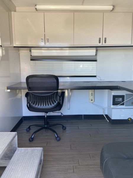 Used 2000 Featherlite Trailer