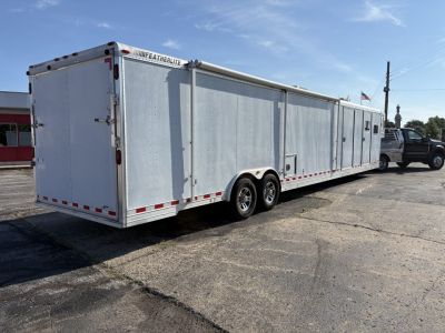 Used 2000 Featherlite Trailer