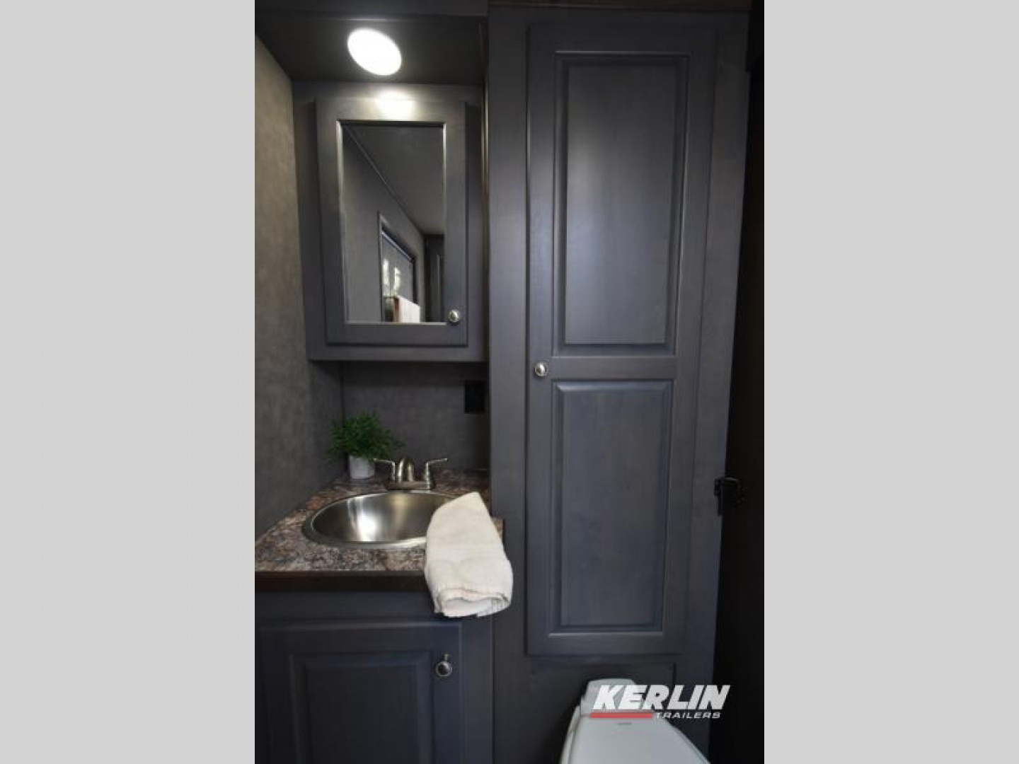 New 2025 Merhow Trailers Sporthauler 8M1442 Toy Hauler