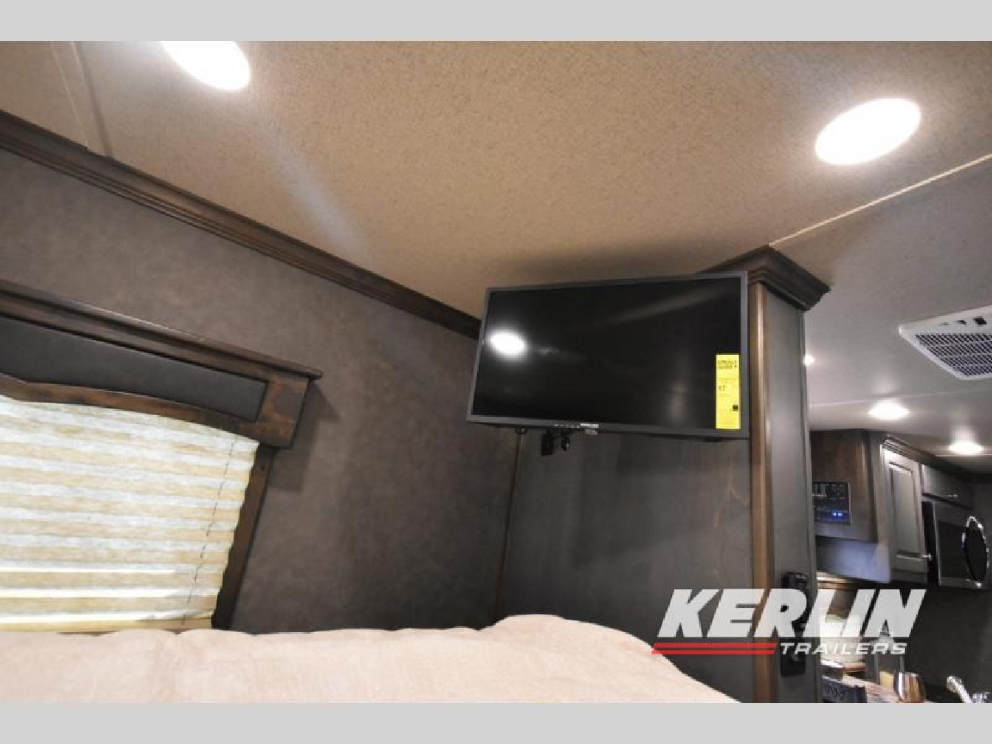 New 2025 Merhow Trailers Sporthauler 8M1442 Toy Hauler
