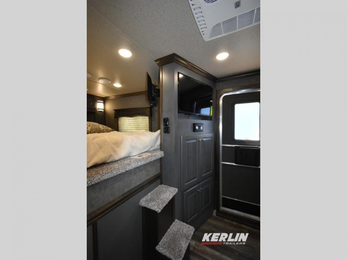New 2025 Merhow Trailers Sporthauler 8M1442 Toy Hauler
