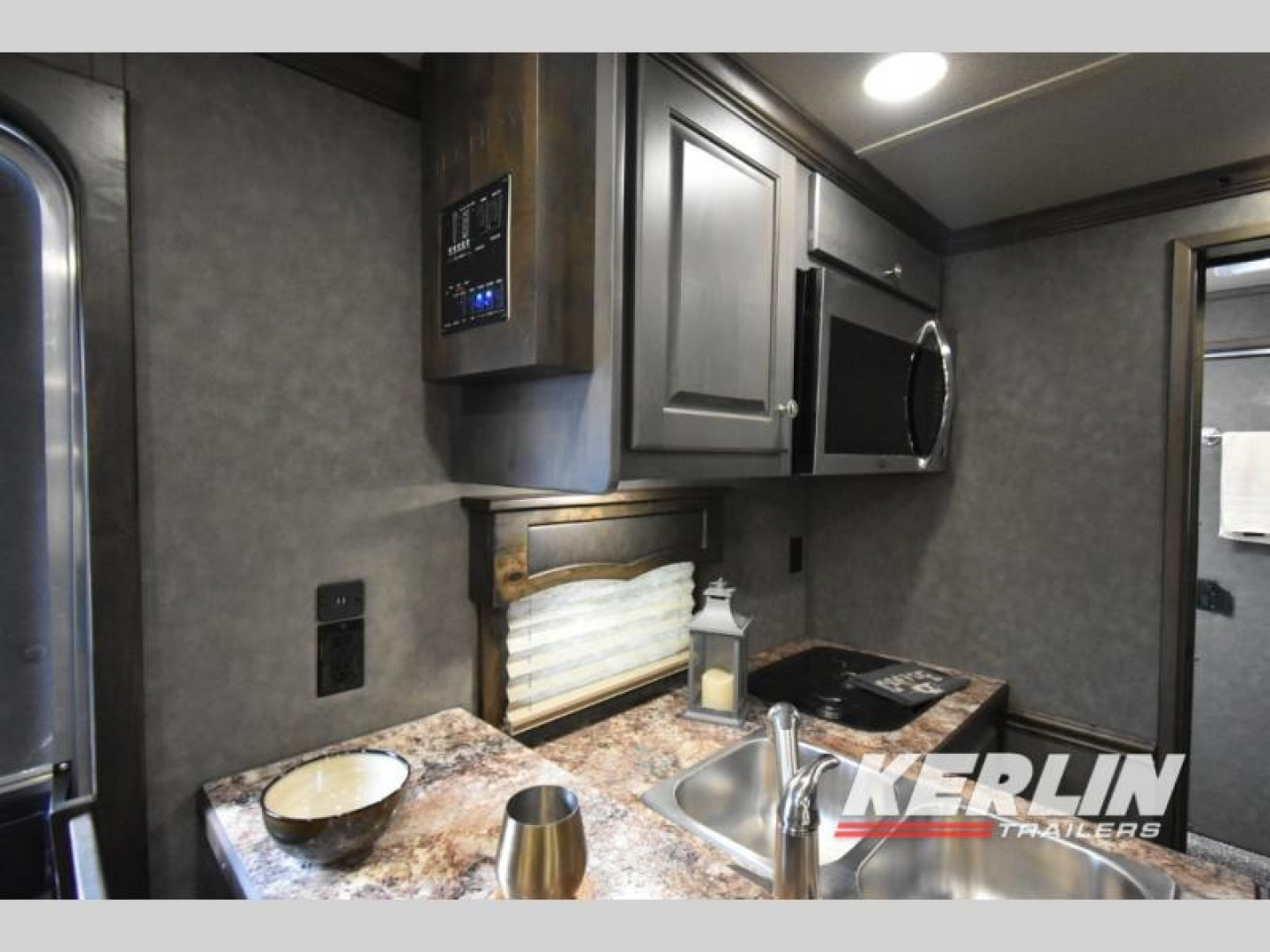 New 2025 Merhow Trailers Sporthauler 8M1442 Toy Hauler