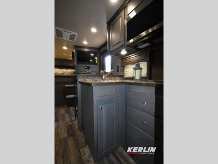 New 2025 Merhow Trailers Sporthauler 8M1442 Toy Hauler