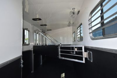 New 2027 Kiefer Manufacturing Kruiser 3 Horse BP Horse Trailer