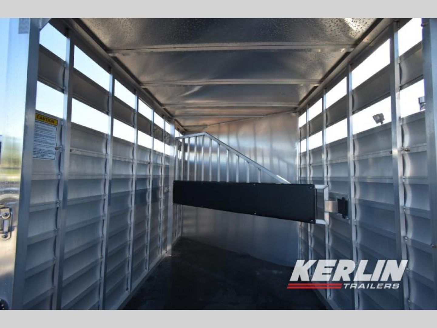 New 2026 Kiefer Manufacturing Kruiser STOCK SLANT LOAD BP Horse Trailer