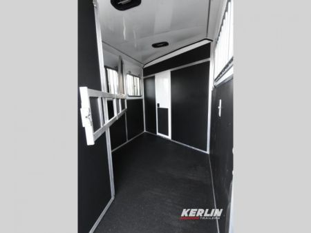 Used 2023 Shadow 69186S-2SL-GN-LQ