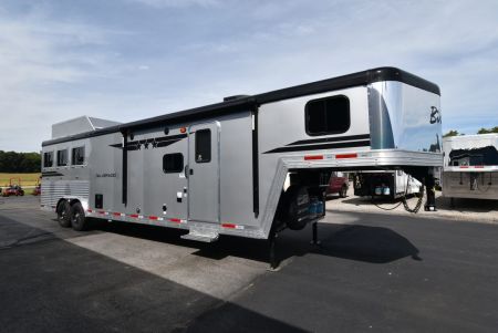 New 2027 Bison Trailers SIlverado 8313B.S Horse Trailer