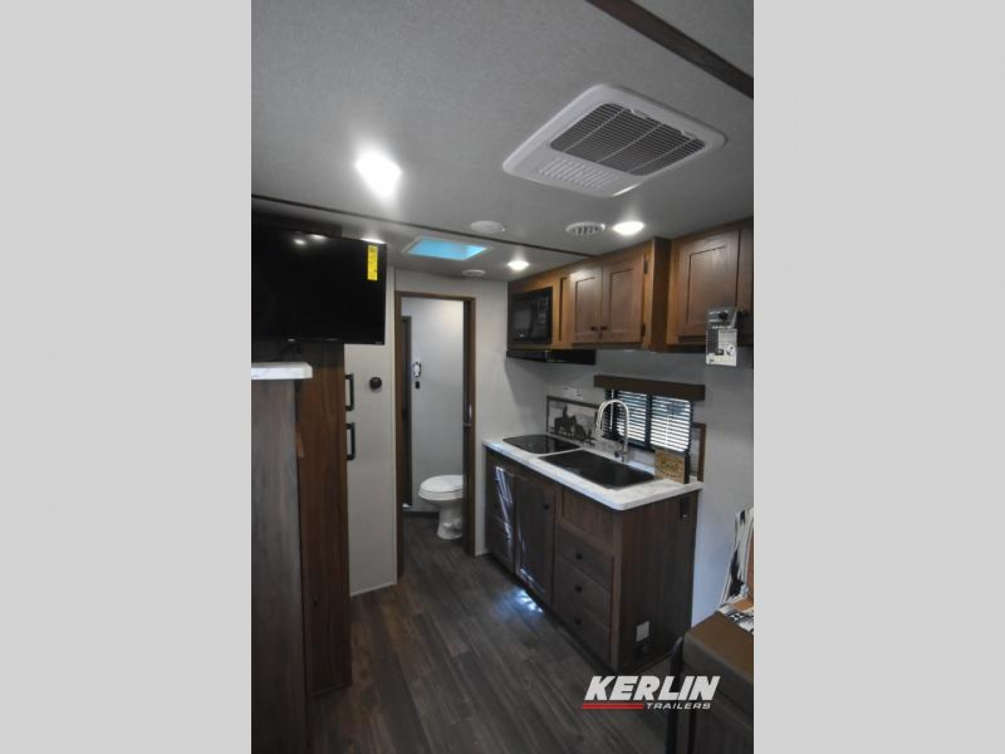New 2026 Bison Trailers Silverado 8311B Horse Trailer