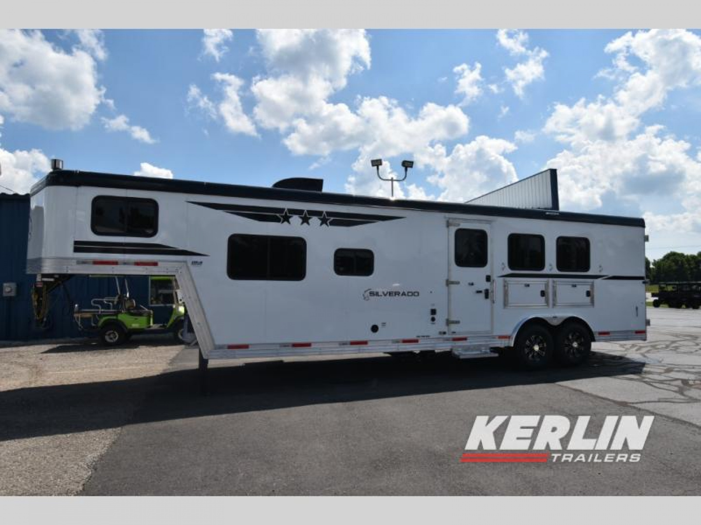 New 2026 Bison Trailers Silverado 8311B Horse Trailer