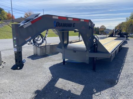 New 2026 Diamond C FMAX212 GOOSENECK TRAILER PACESETTER EDITION LOADED HYDRO DOVE & JACKS DISC BRAKES ALUMINUM OUTER RIMS