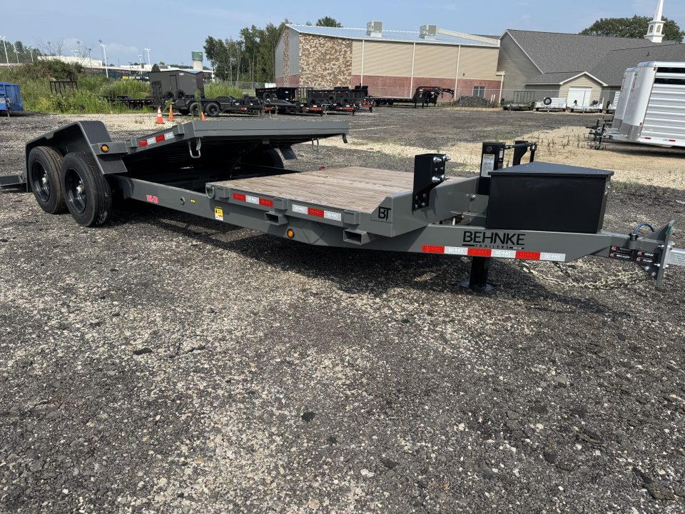 New 2026 Behnke TBCT2216ET Tilt Trailer