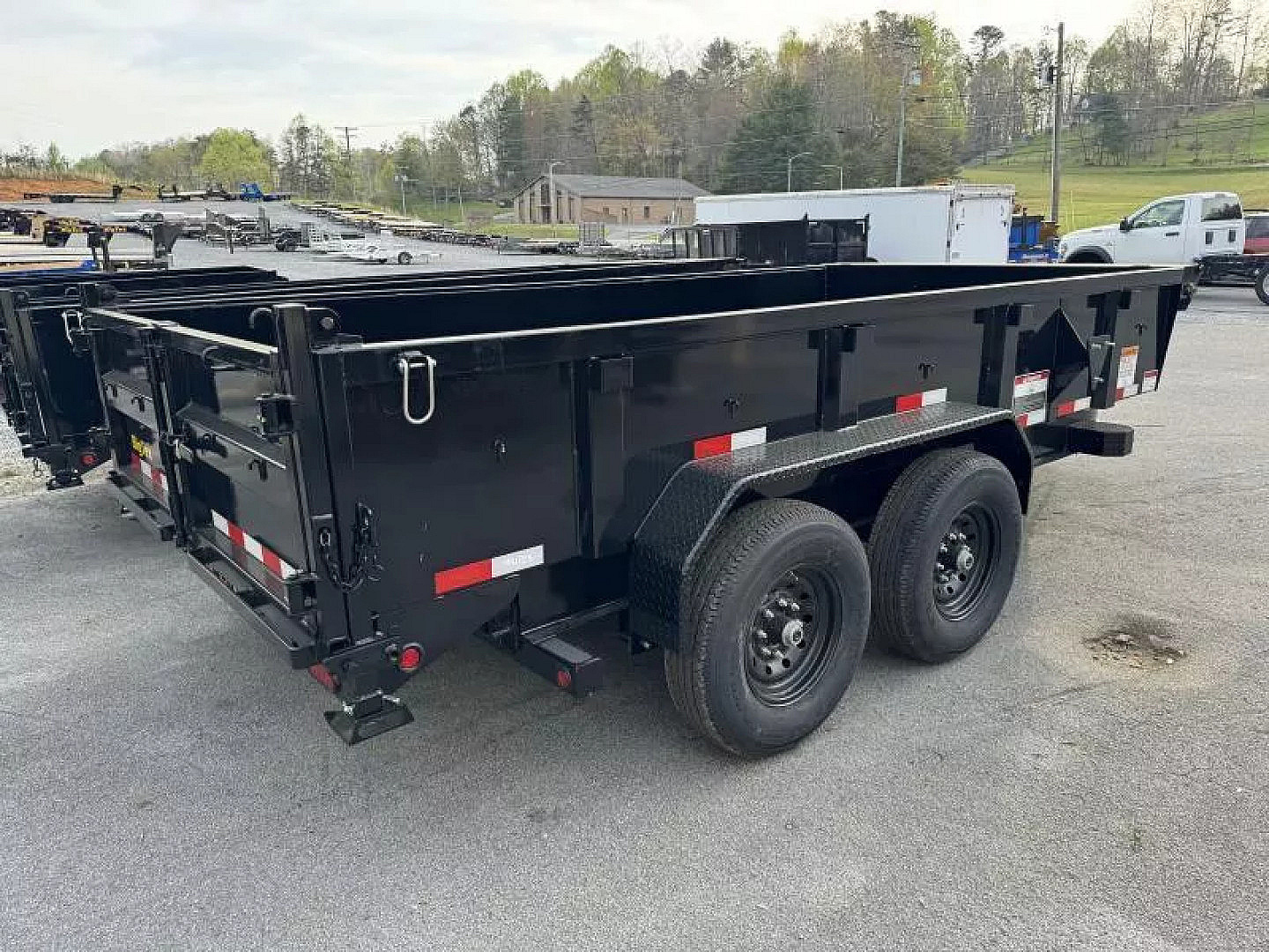 New 2025 Big Tex 14LP-14  Dump Trailer 7X14 WITH TARP RAMPS & LOADING FEET SCISSOR LIFT