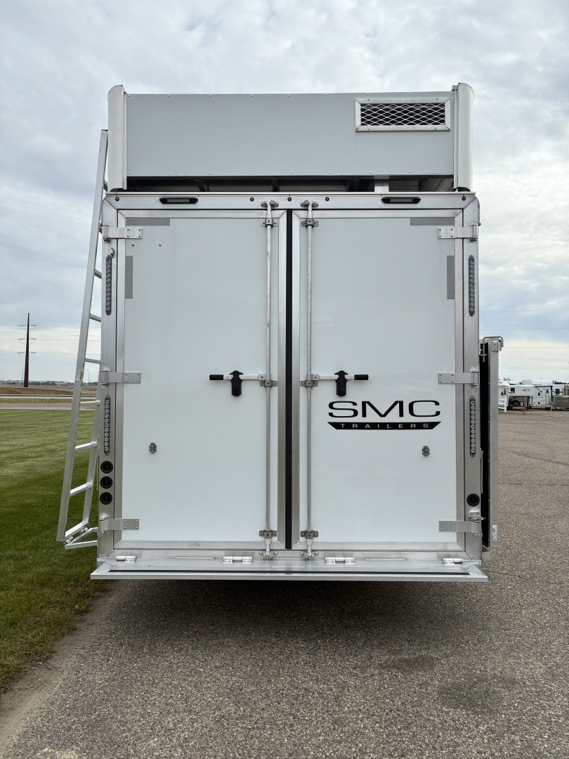 New 2026 SMC Laramie L8514SSRT 5H 14' LQ Horse Trailer