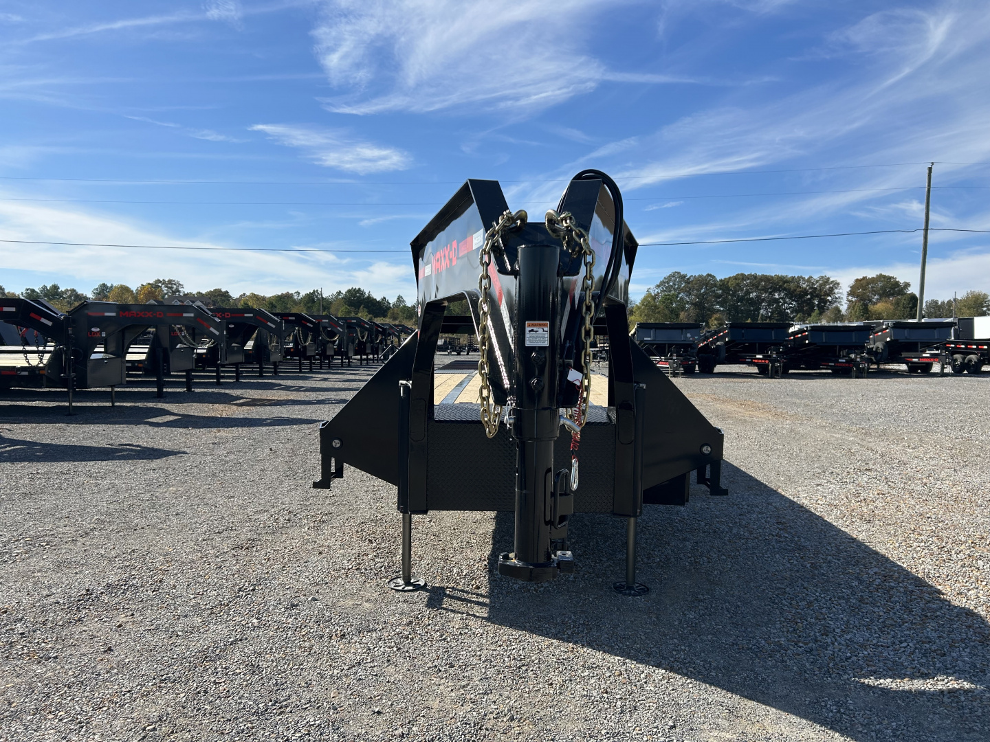 New 2026 MAXXD Hydraulic Dovetail Gooseneck Trailer | 36' x 102' 30K GVWR