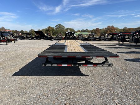 New 2026 MAXXD Hydraulic Dovetail Gooseneck Trailer | 36' x 102' 30K GVWR